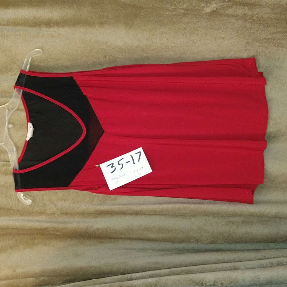 Women's top by Daily Specials size 1X